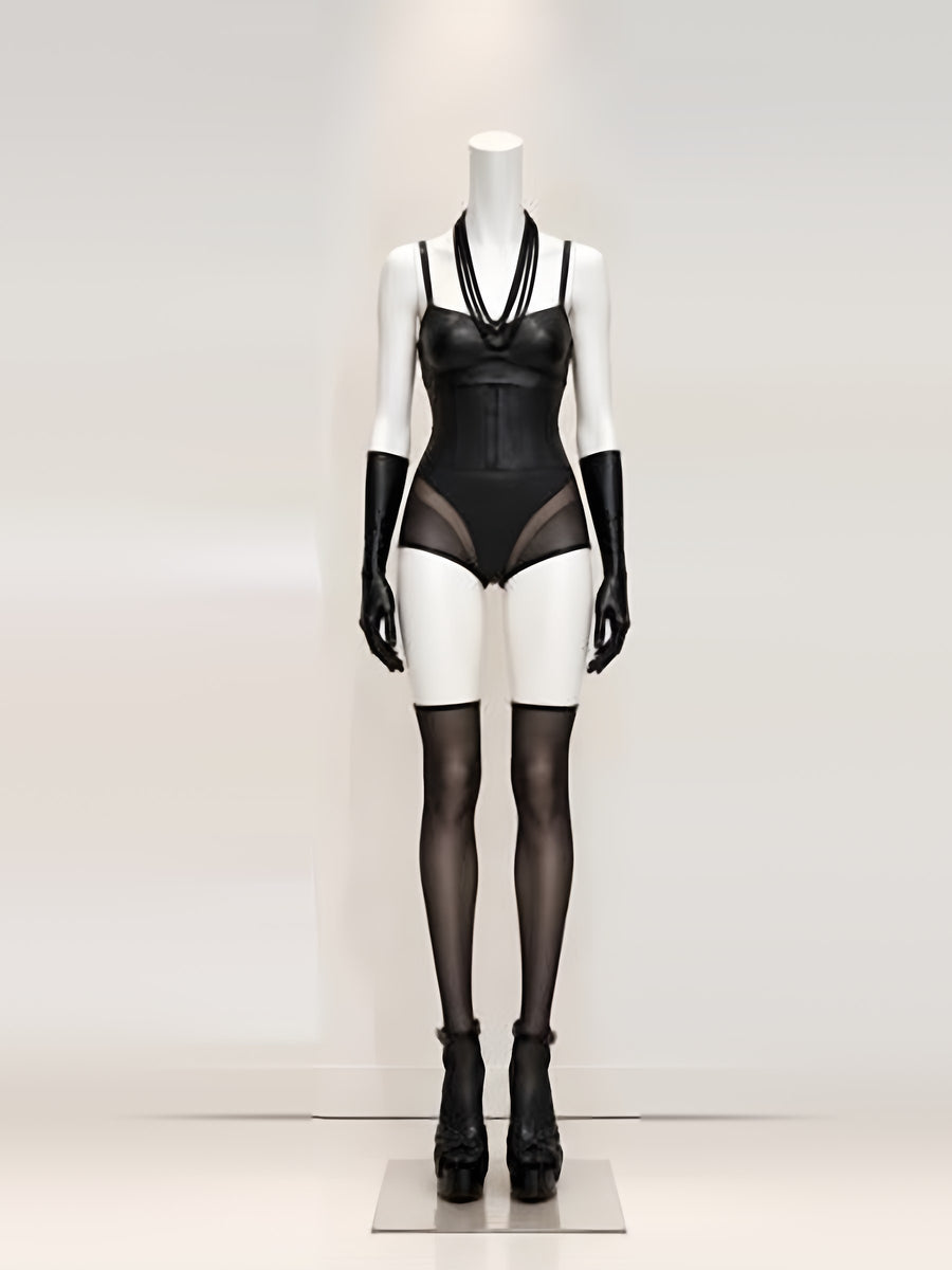 Passage 5 – Corset noir & soutien-gorge